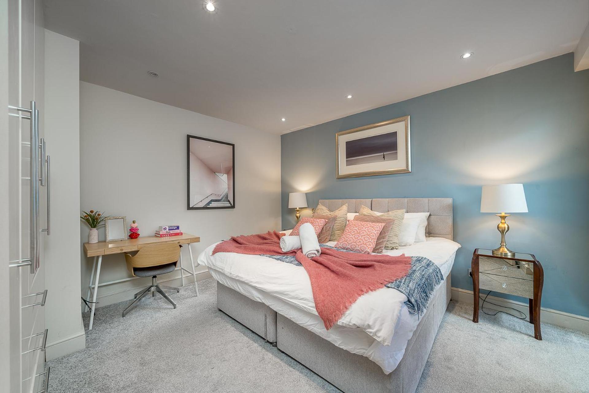 Niru Experience Hidden Gem In Chelsea 2bd 2ba * Londra